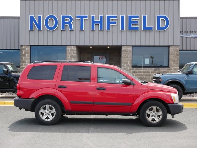 Used 2006 Dodge Durango SXT with VIN 1D4HB38NX6F171796 for sale in Northfield, Minnesota