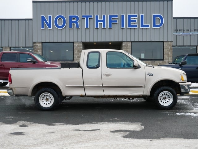 Used 1997 Ford F-150 XLT with VIN 1FTDX18W1VKC26832 for sale in Northfield, Minnesota